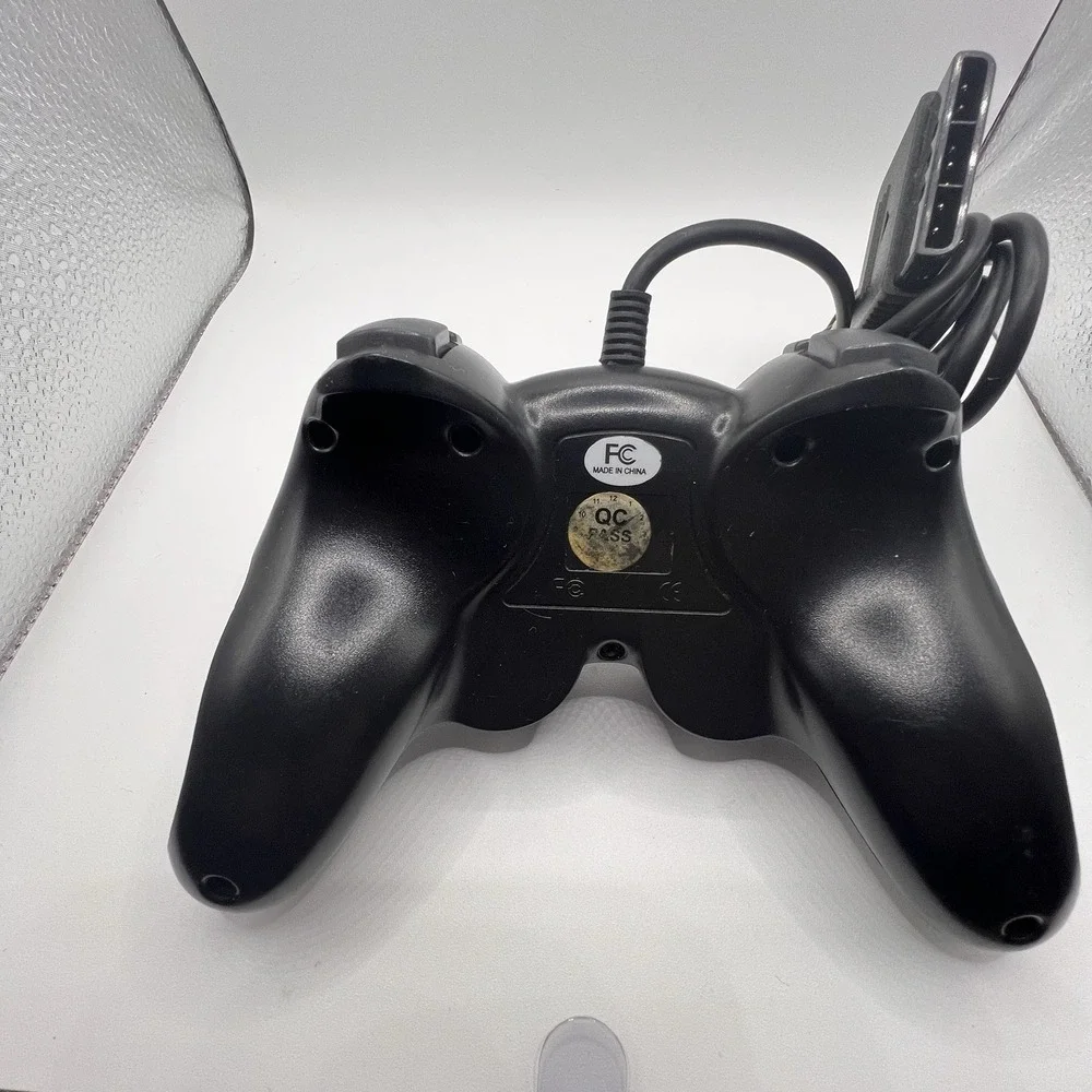 Titan Playstation 1 & 2 Advanced Wired Black Controller PS1 PS2 Tested & Working